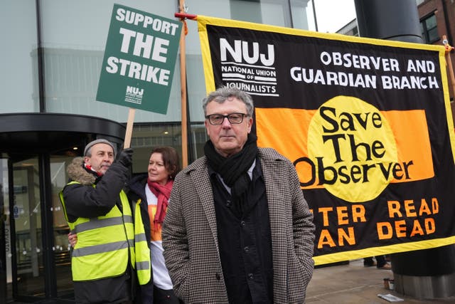 <p>Paul Webster, former editor of The Observer, with members of the National Union of Journalists </p>