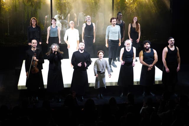 <p>The cast of Macbeth during the curtain call at the West End opening night of Macbeth</p>