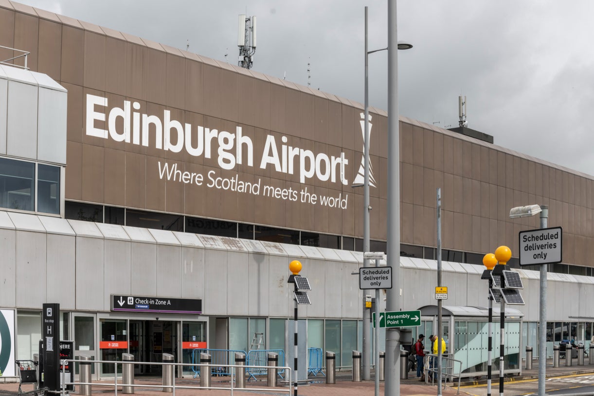 The incident occured at Edinburgh Airport where the family were trying to board a Qatar Airways flight to India