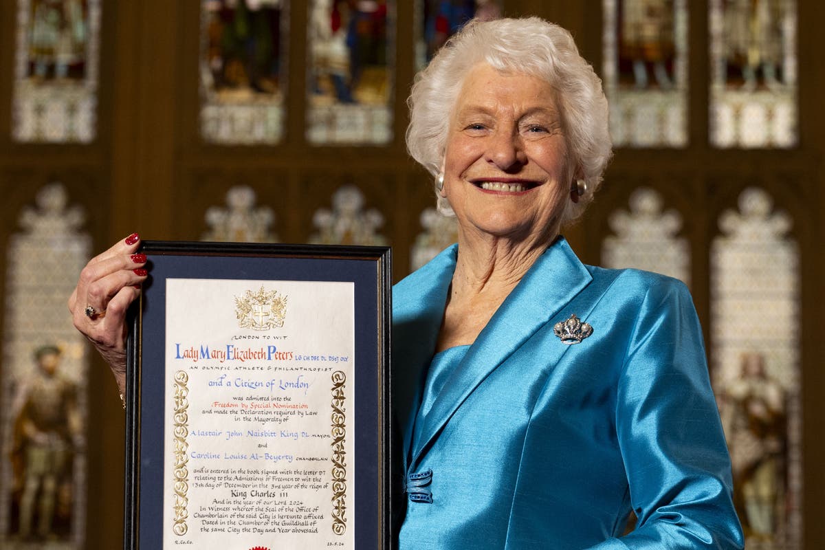 Mary Peters Among Recipients of Freedom of London