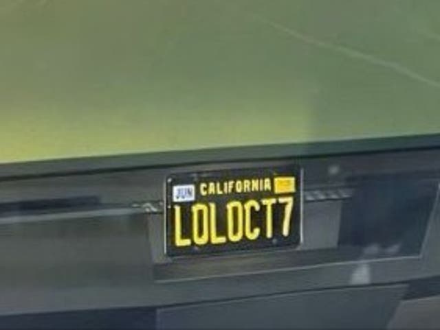 <p>A license plate spotted in Culver City, California, that reads “LOLOCT7” and appears to mock the October 7, 2023 attack on Israel</p>