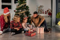 How to talk to your children about money management this Christmas