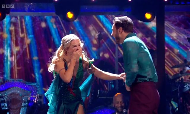 Vito Coppola suffers awkward wardrobe malfunction during Strictly Come ...
