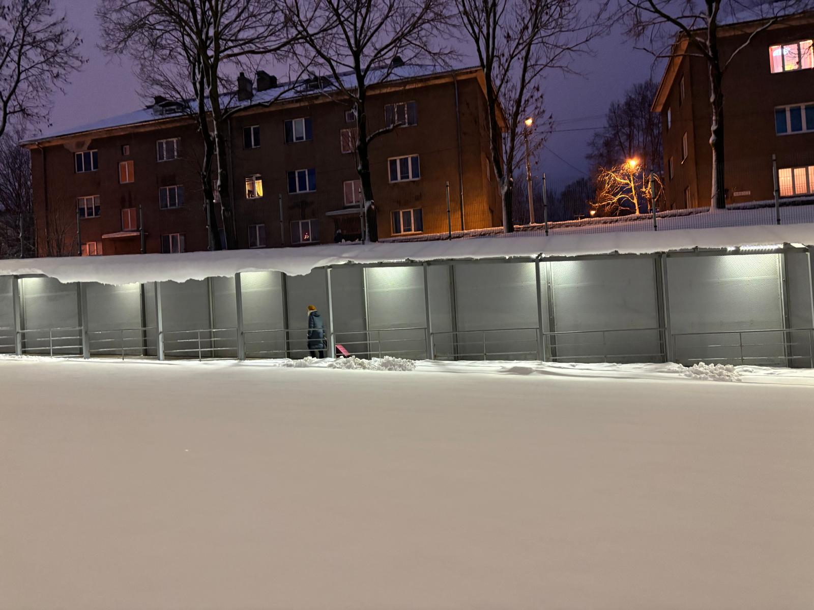 A woman returns to Estonia after making the crossing from Russia at the Narva checkpoint