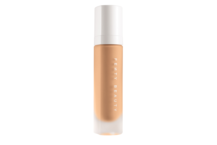 Best foundation for oily skin IndyBest review Fenty Beauty pro filt’r soft matte longwear foundation