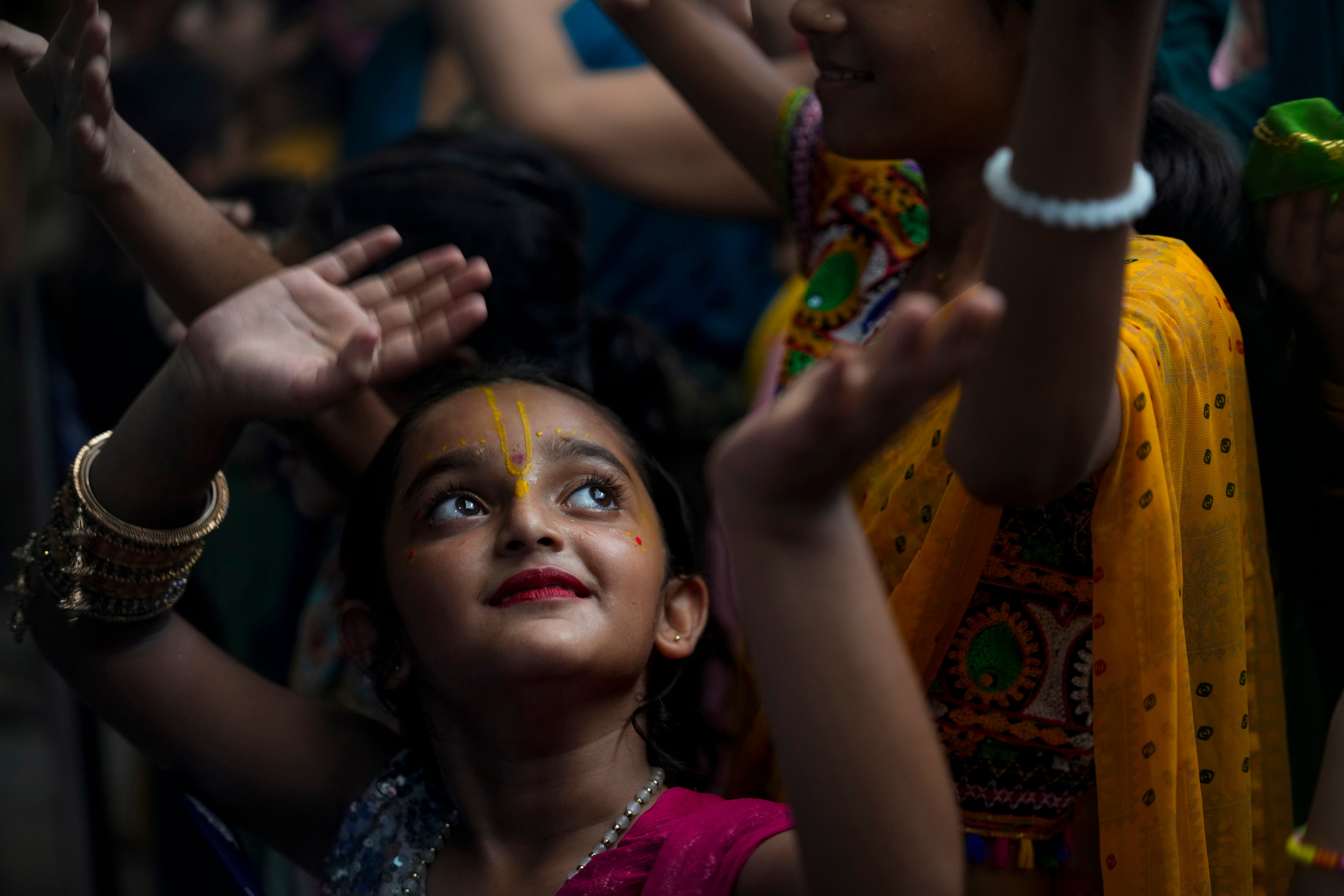 YE-Top Photos-Joy-Photo Gallery