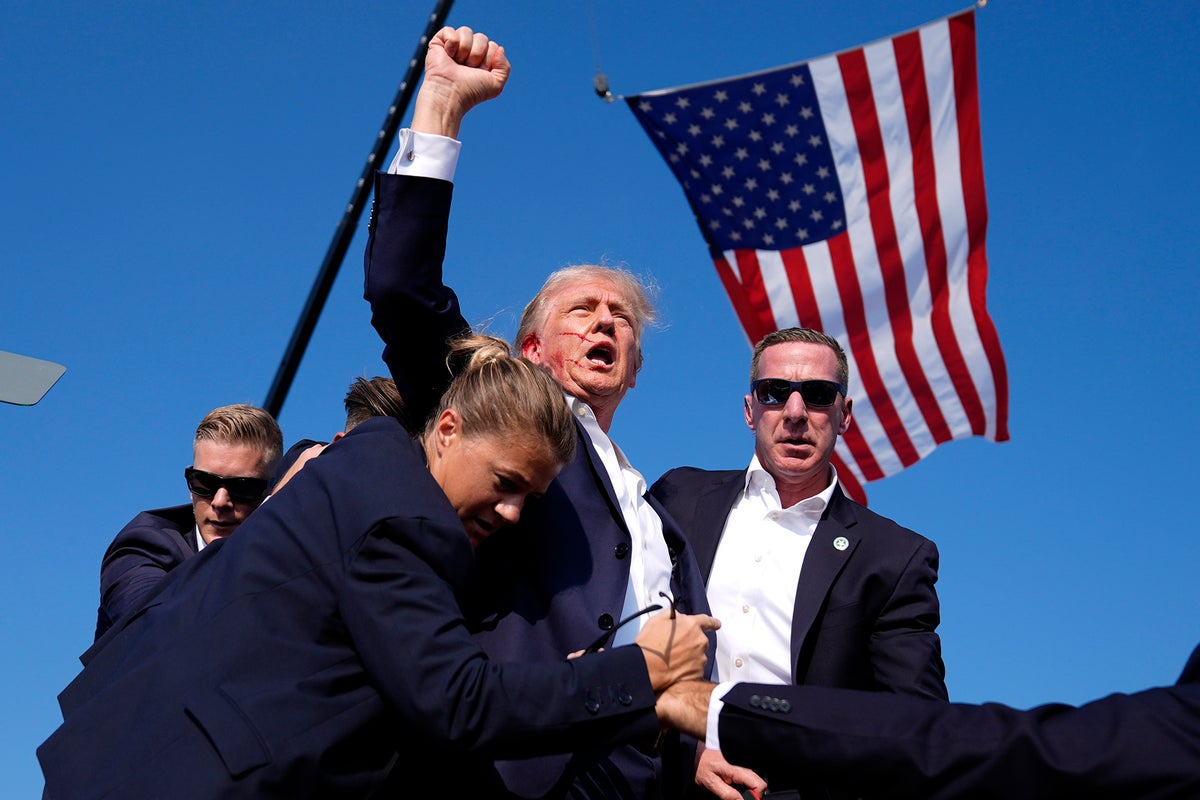 What Trump said when he saw his raised-fist assassination photo for the first time