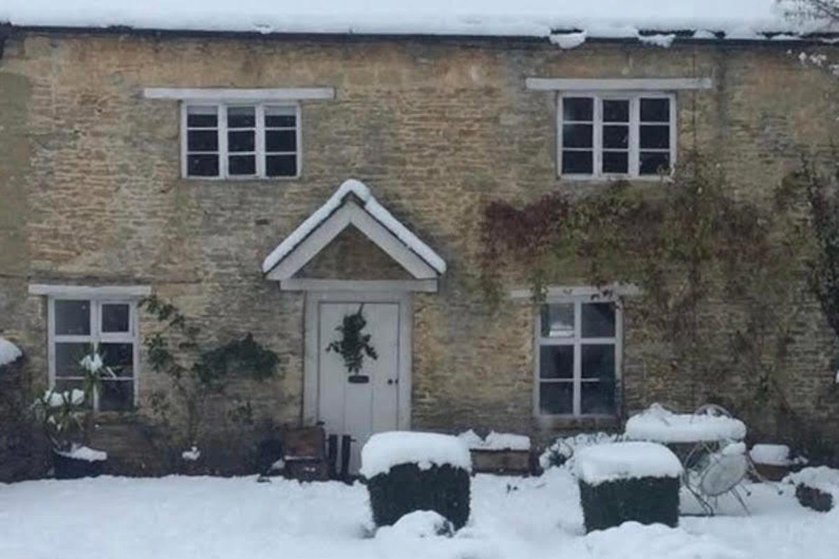 Think living in a Cotswolds cottage from The Holiday would be the dream? Think again…