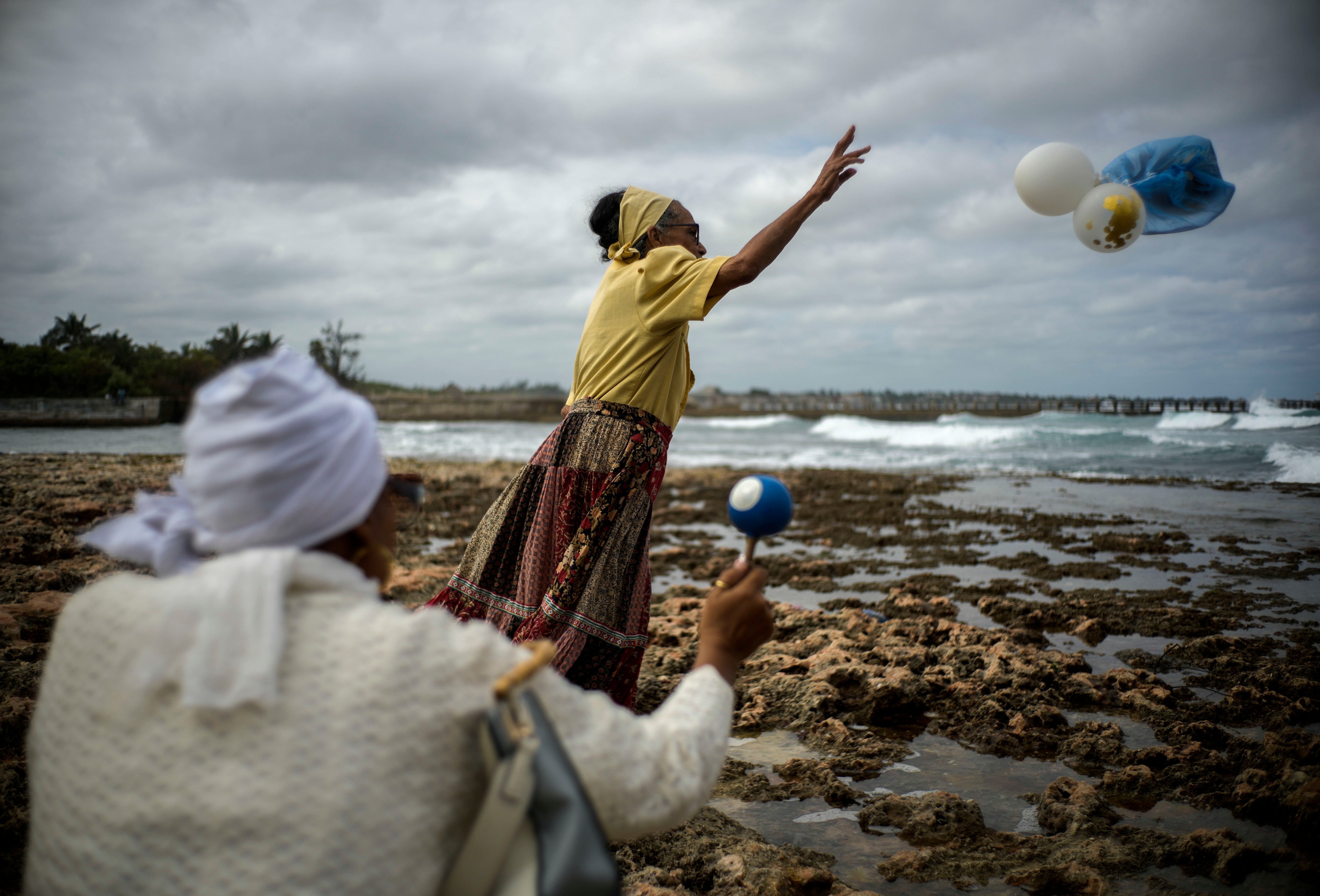 YE-Top Photos-Religion-Photo Gallery