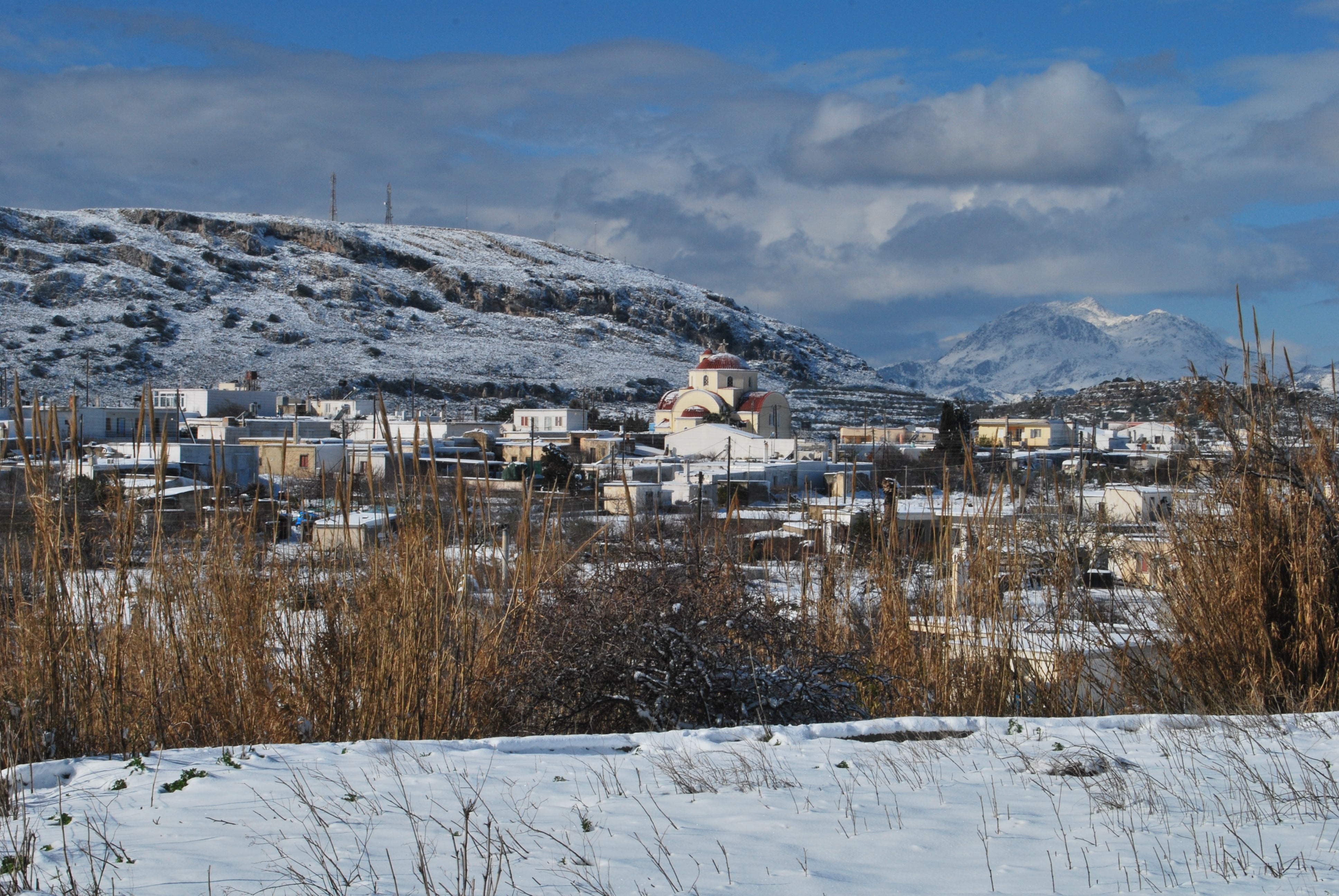 Snow falls between November and April in northern Greece