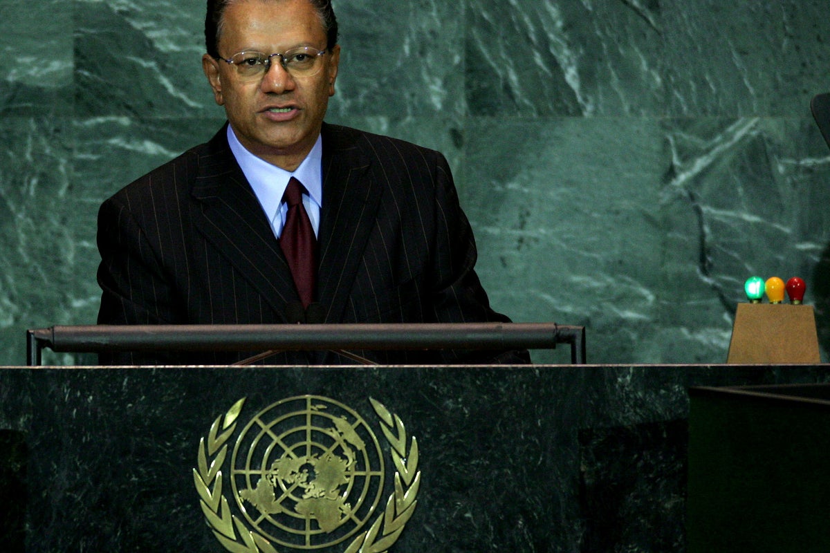 A deal on the disputed Chagos Islands faces more hurdles. Here's what to know