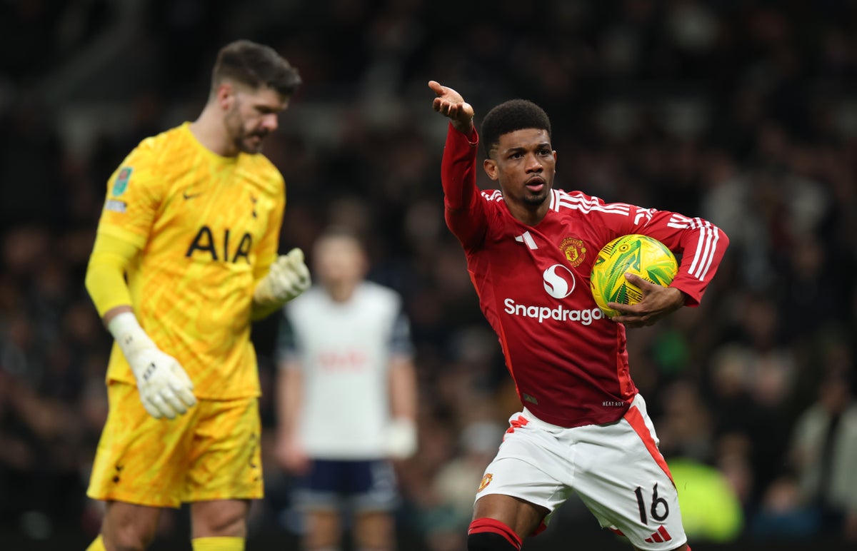 Tottenham vs Manchester United LIVE: Carabao Cup score and updates as two terrible Fraser Forster errors give United hope