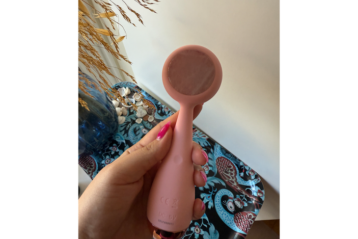 Best facial cleansing brushes and tools IndyBest review PMD clean pro RQ