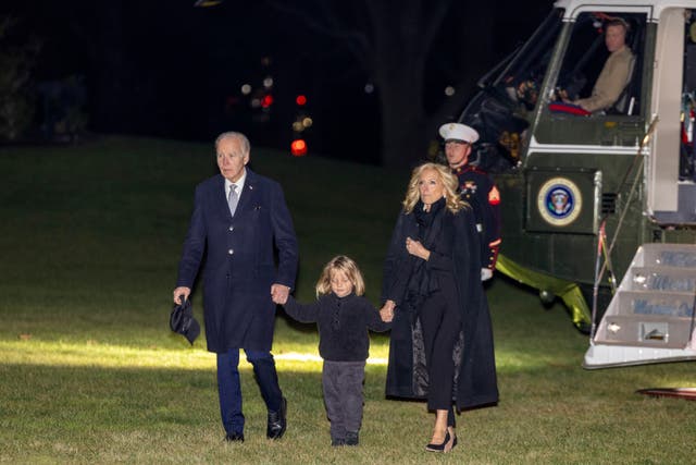 <p>President Joe Biden returned to the White House on Thursday evening as Democratic members of Congress scrambling to prevent the government from shutting down </p>