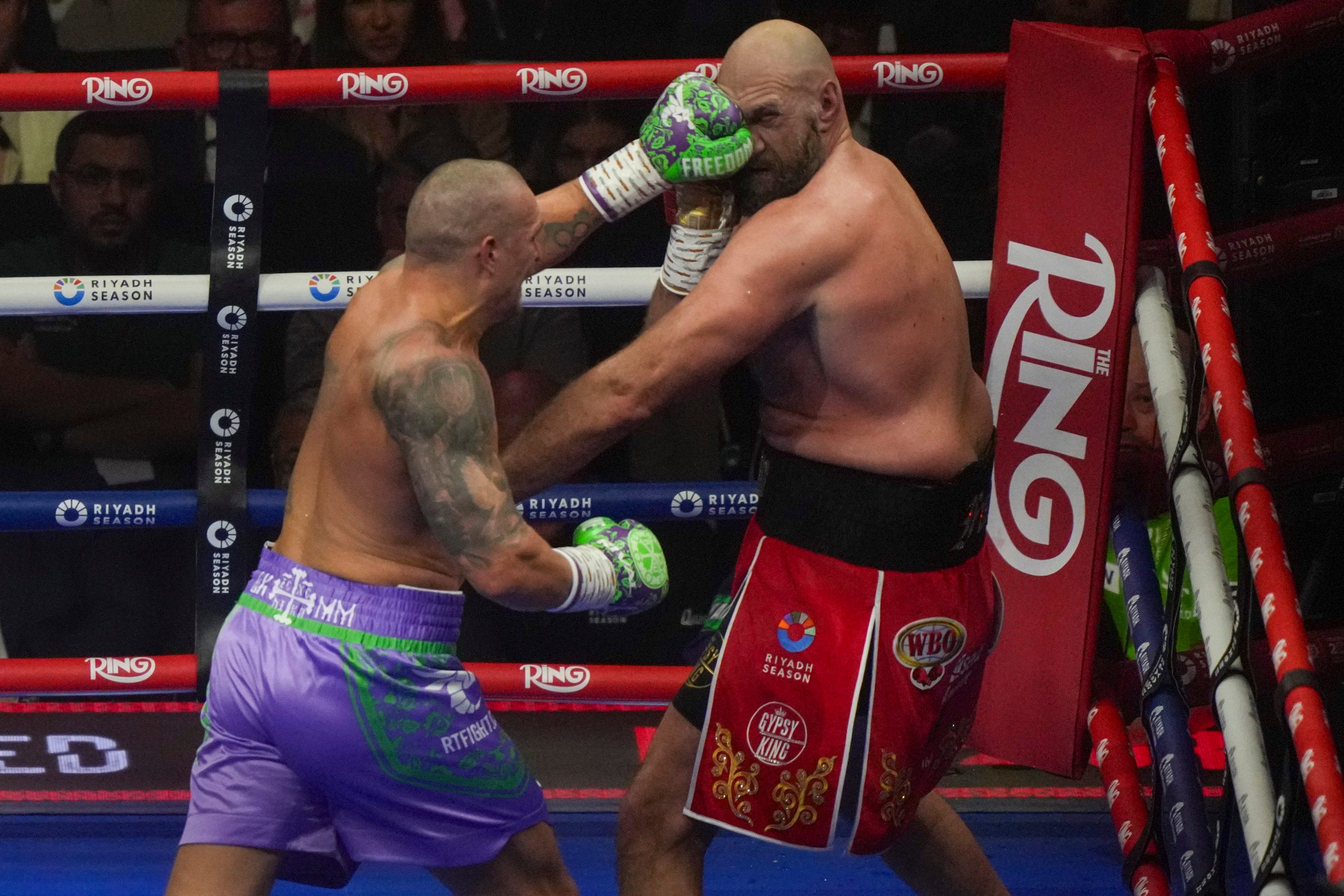 Tyson Fury loses title showdown against Oleksandr Usyk by unanimous decision