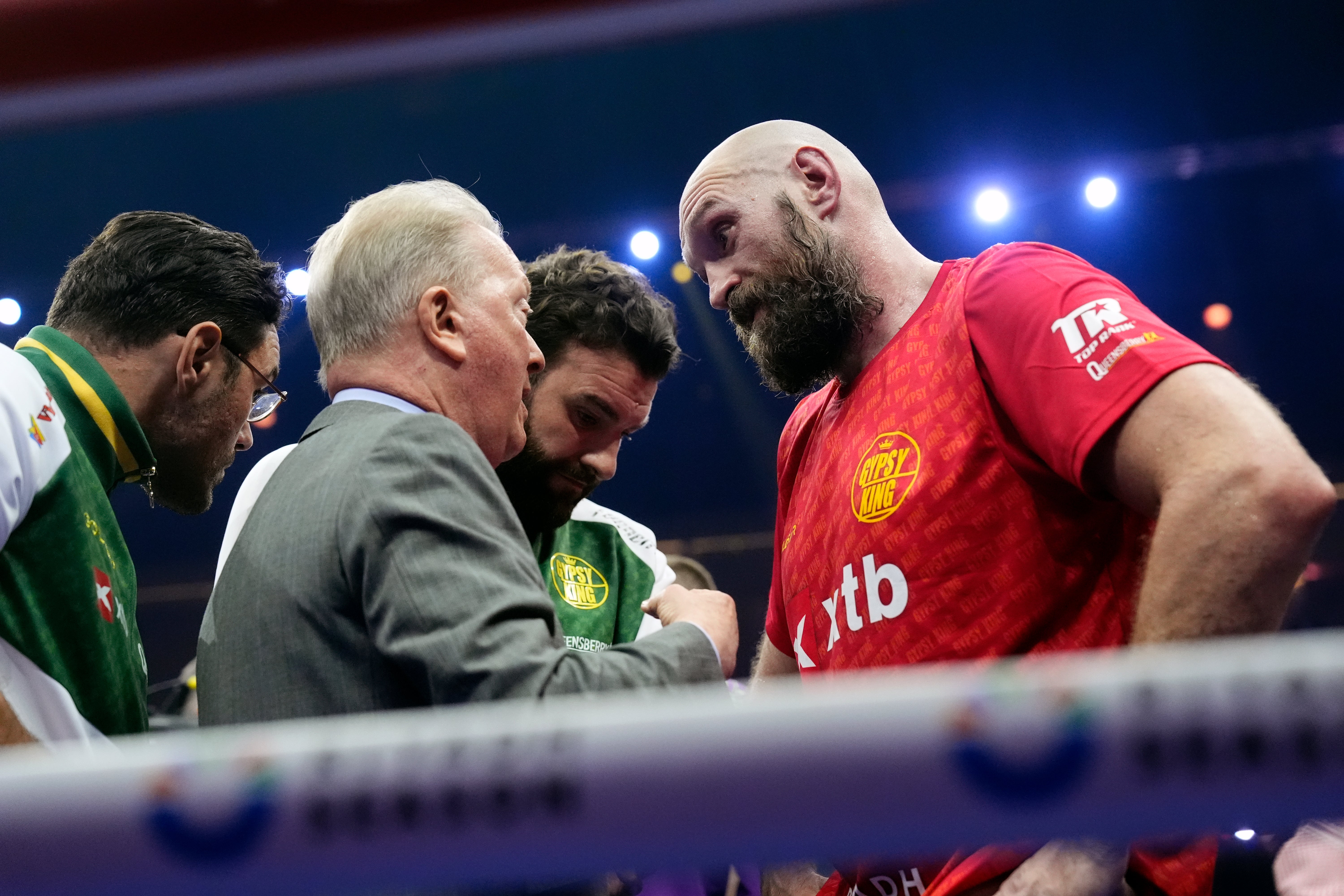 Tha Fury a’ bruidhinn mun t-sabaid le Frank Warren