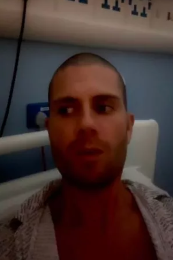 Max George no hospital