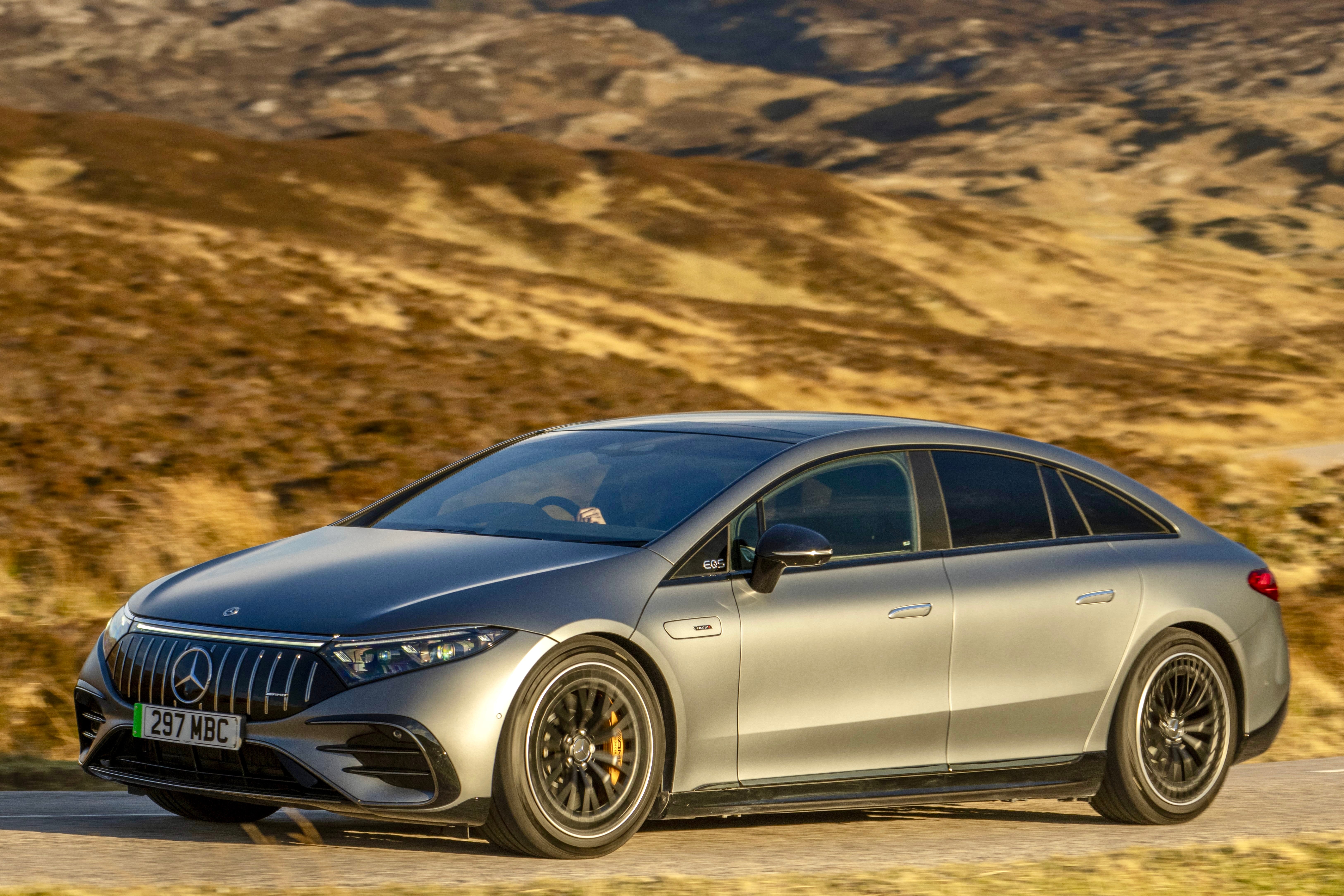 Mercedes-Benz EQS review: Ultra-modern luxury saloon with 481 mile range