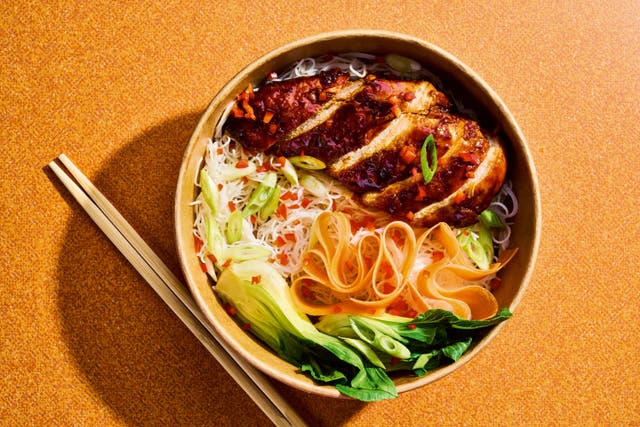 <p>Prep an easy lunch with just six ingredients</p>