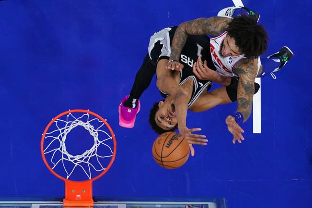 APTOPIX Spurs 76ers Basketball