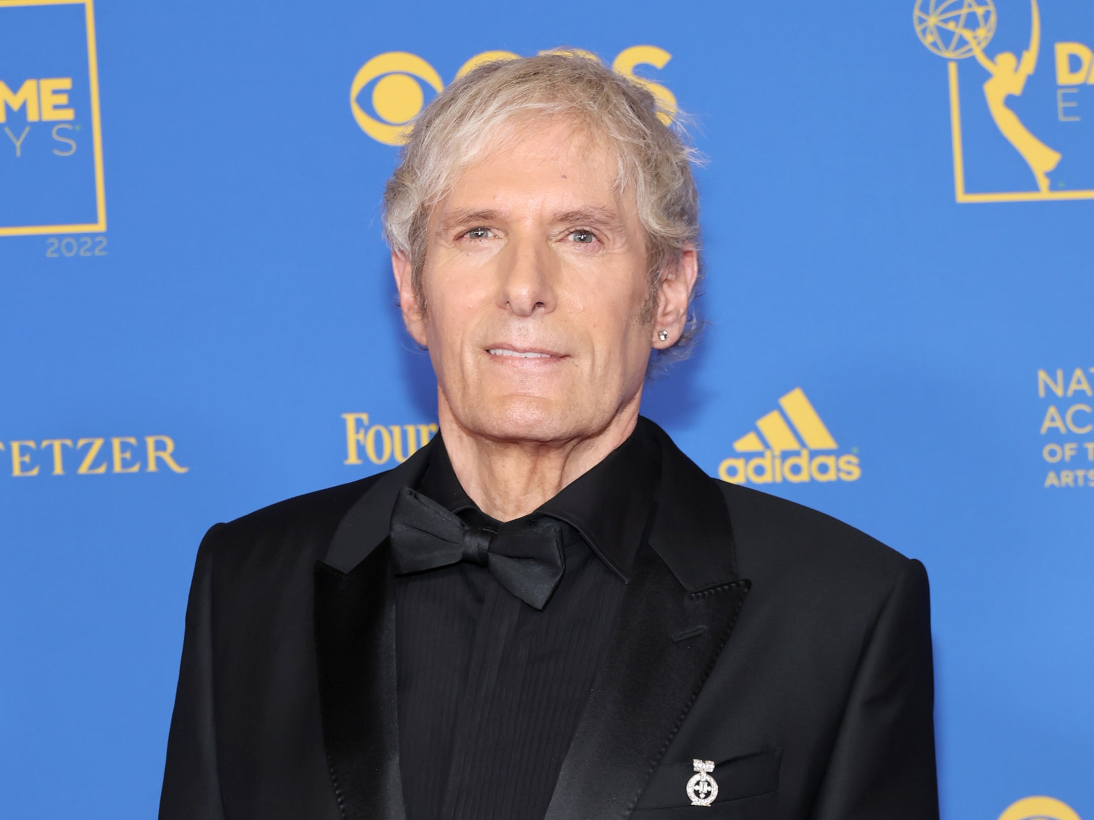 <p>Michael Bolton shares first family photo since cancer diagnosis</p>