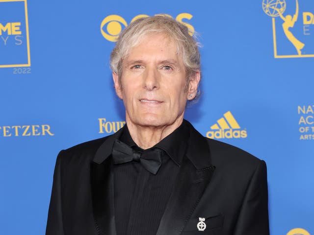 <p>Michael Bolton shares first family photo since cancer diagnosis</p>