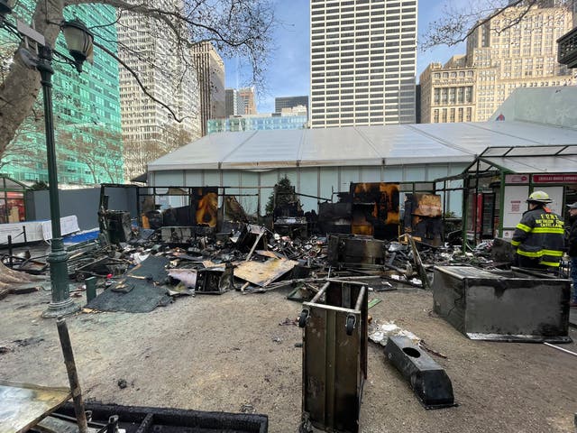 Manhattan-Holiday-Market-Fire