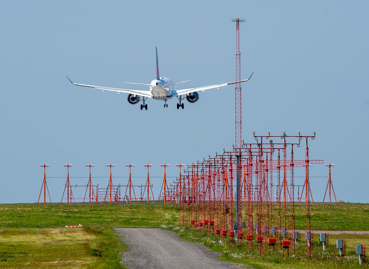 Air Canada Flight Lands Incident at Halifax Airport