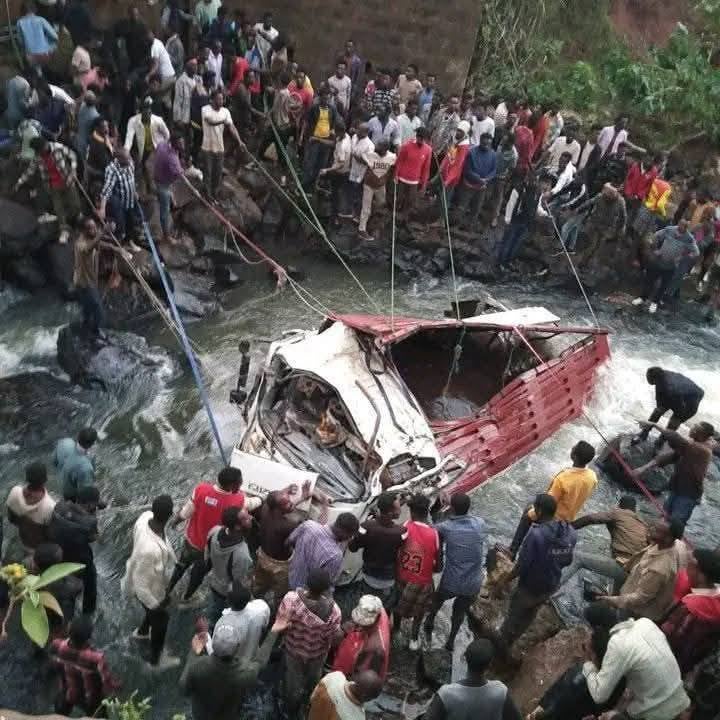 At least 71 killed as truck ferrying wedding party plunges into Ethiopia river