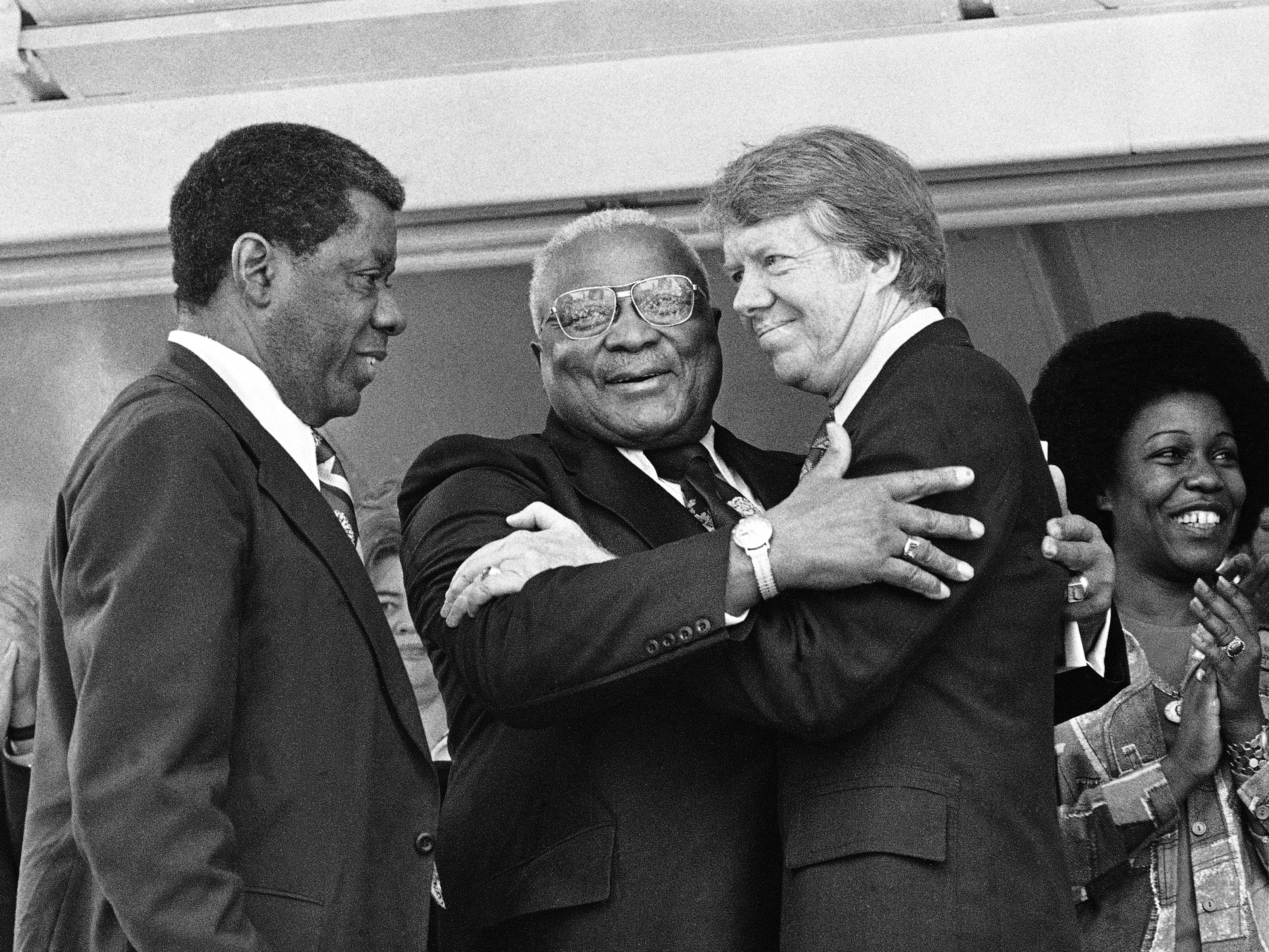 Carter with Martin Luther King Sr (centre) in 1976