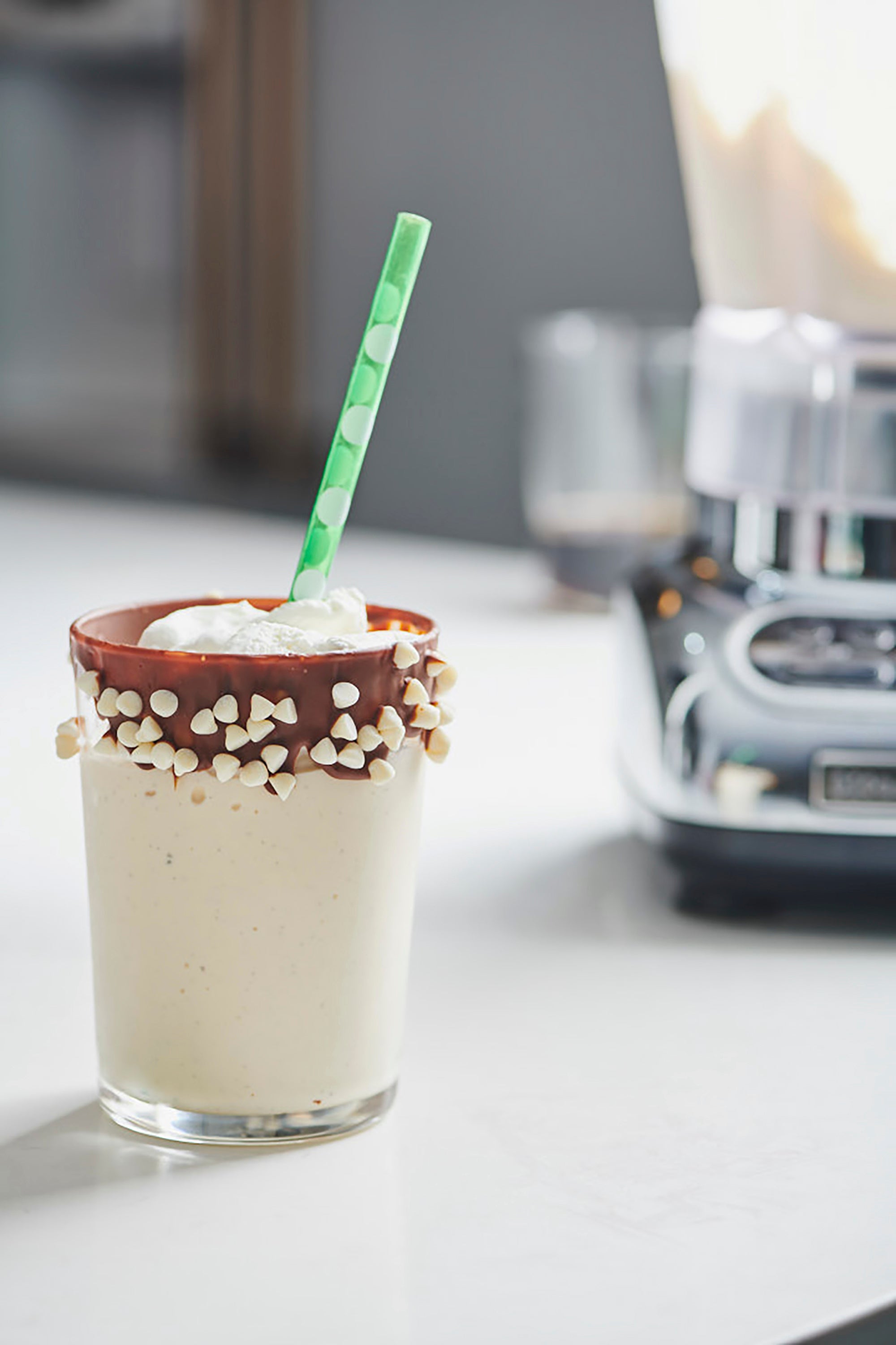 Food-Leftover Eggnog Milkshakes