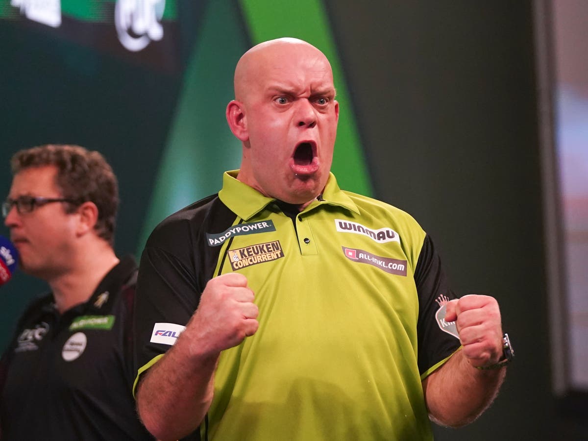 Michael Van Gerwen hits out at Peter Wright for ‘nonsense’ World Darts Championship claim