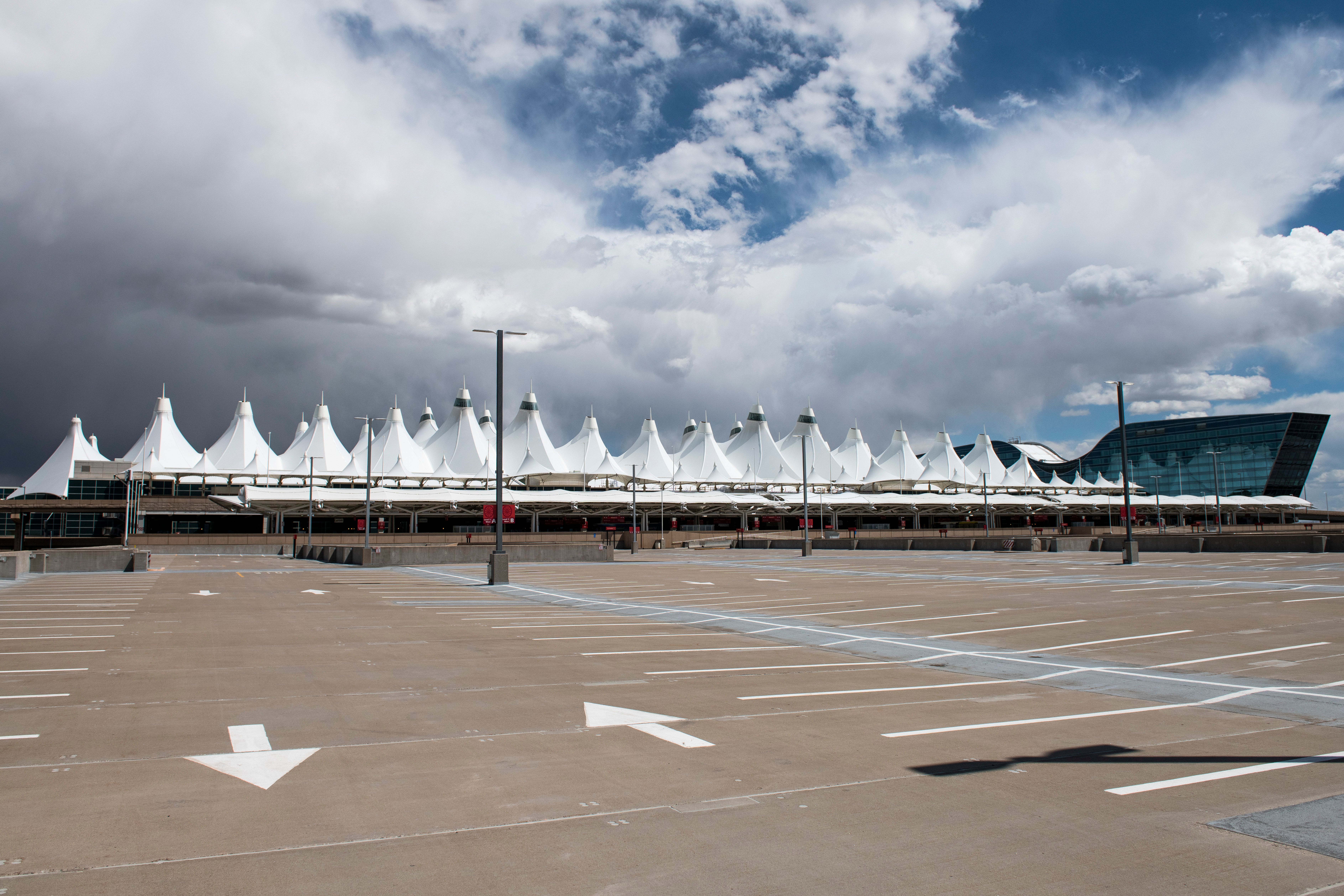 United Airlines is now ‘monitoring reports’ of the illnesses reported by employees who ate the meals at Denver International Airport