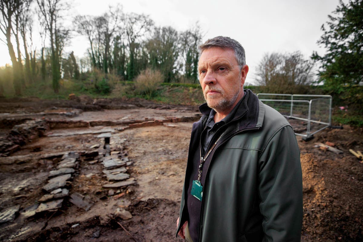 Archaeologists shocked by mystery building complex found by complete luck