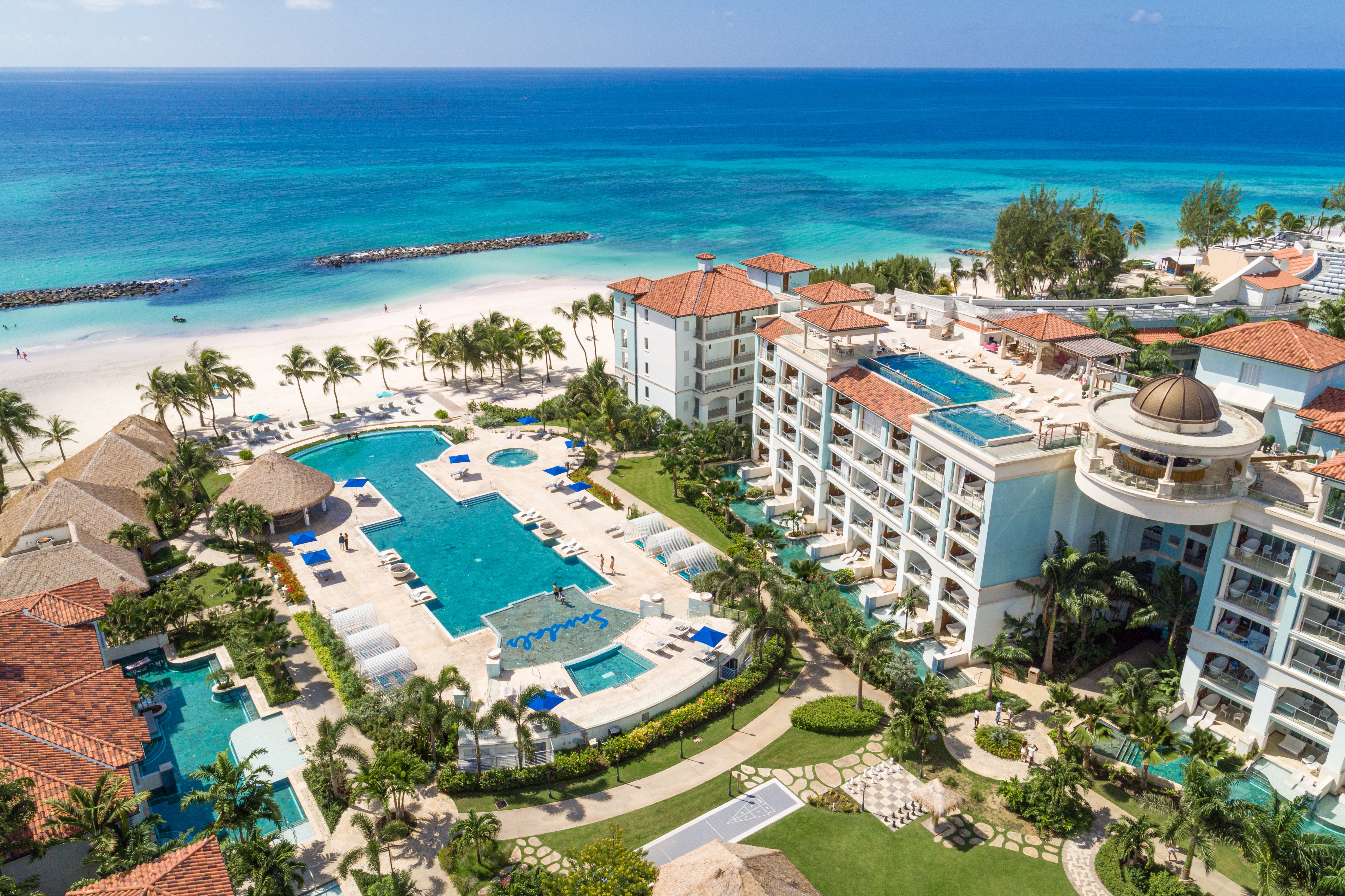 Suítes aquáticas para quartos com piscina panorâmica no Sandals Royal