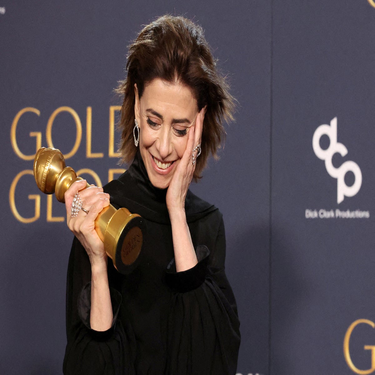 fernanda torres golden globes dress Luxury V neck Long Sleeve Prom Dress Elegant Evening Dress Formal Gown –  SELINADRESS
