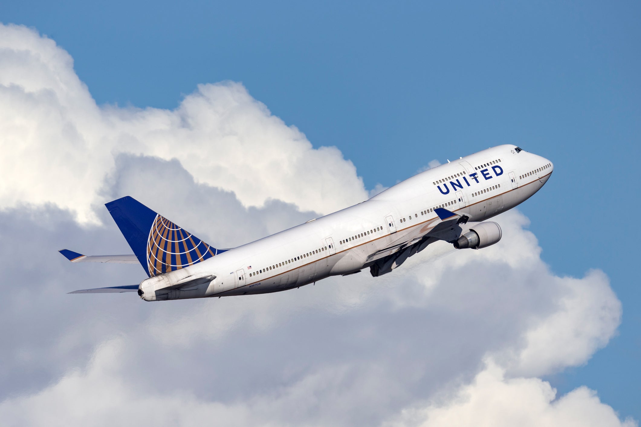 United’s first commercial Embraer E-175 flight fitted with Starlink will fly by spring