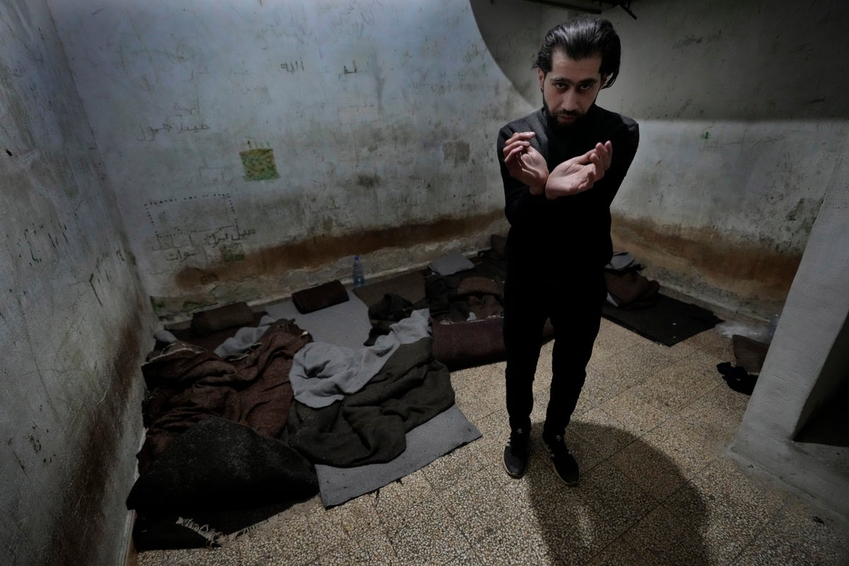 Syrian Machine Long silenced by fear, Syrians now speak about rampant torture under ...