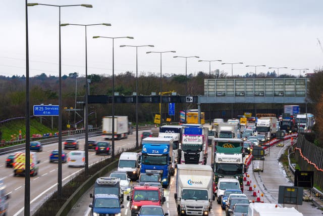 <p>Traffic on the M25 near Junction 10</p>