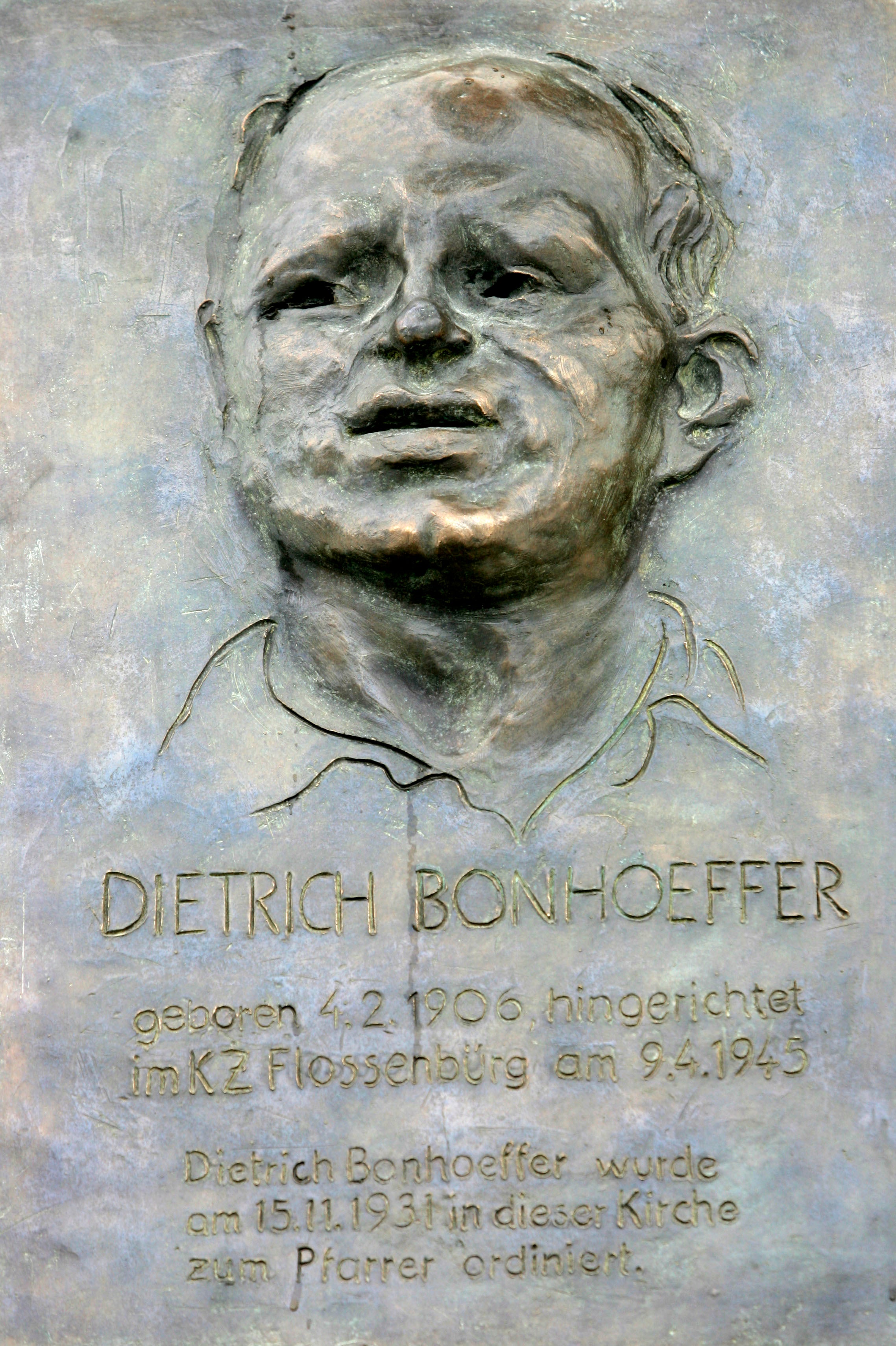 Battle for Bonhoeffer Explainer