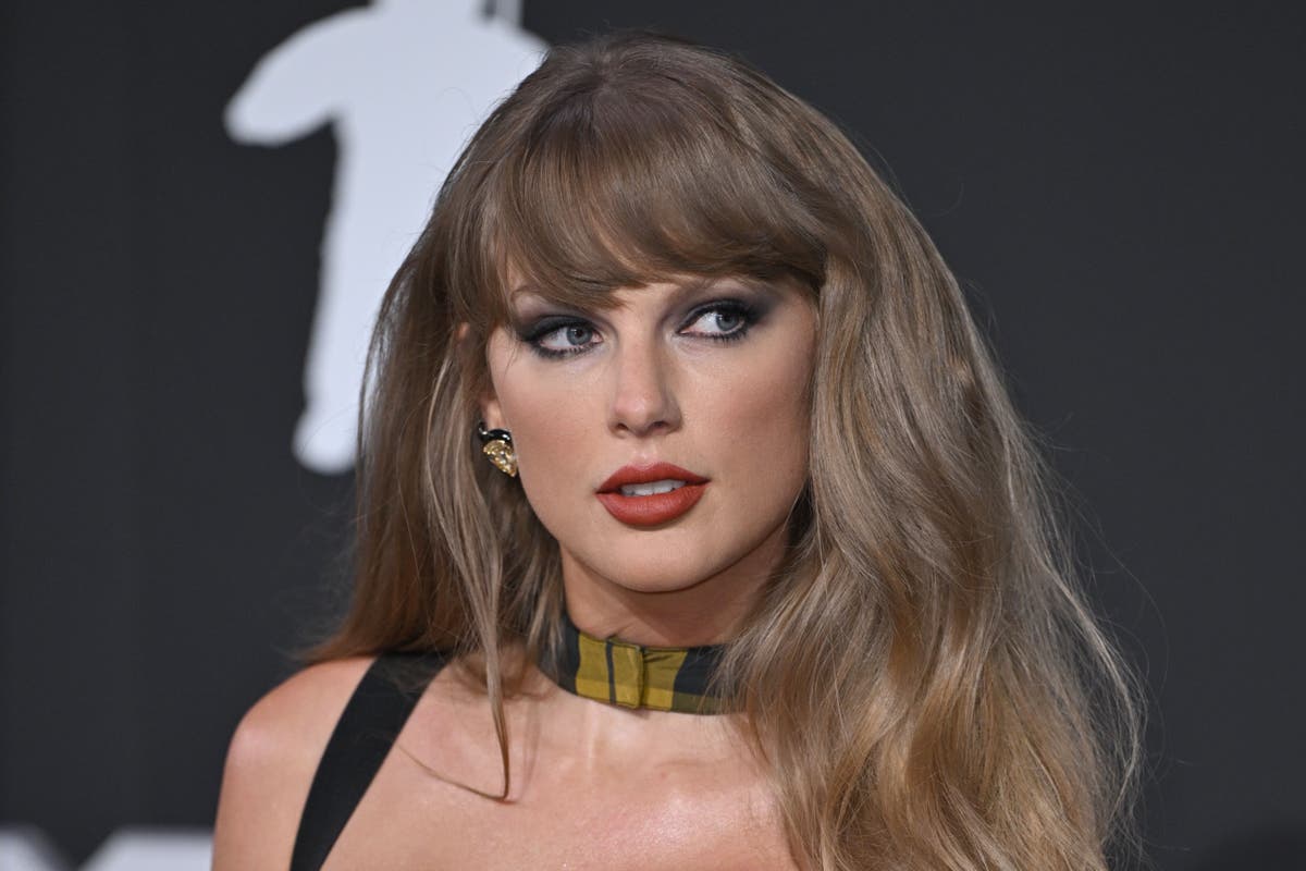 Taylor Swift leads record year for UK music sales