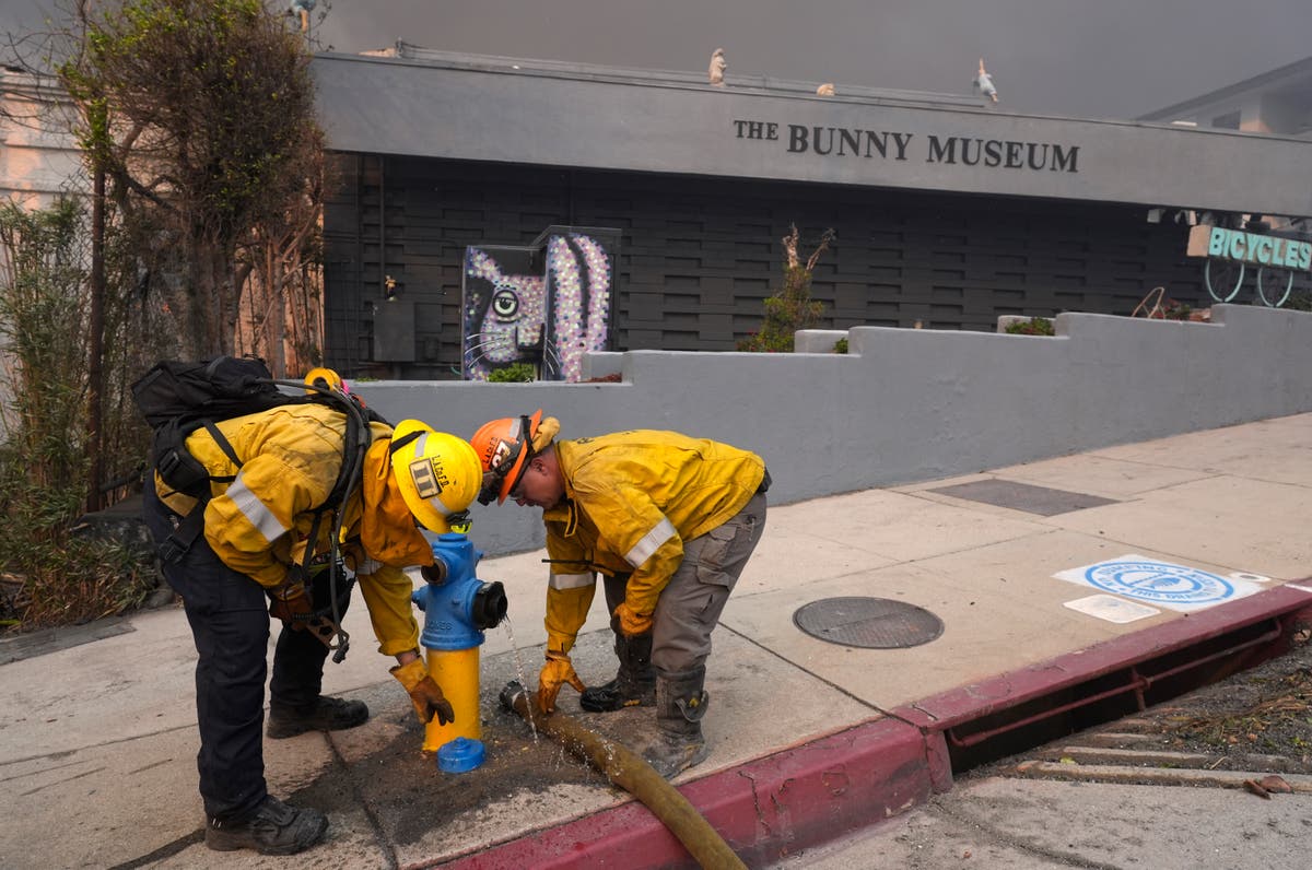 Fire hydrants ran dry in California, highlighting a major problem in firefighting