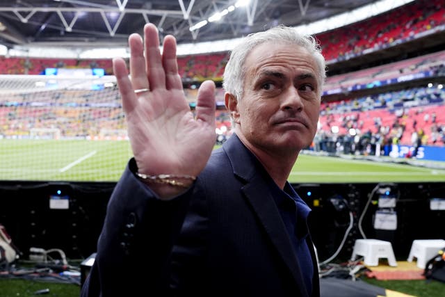<p>Jose Mourinho has been made favourite to replace Sean Dyche, who was sacked by Everton on Thursday</p>