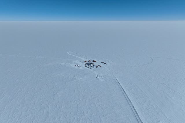 Scientists drill nearly 2 miles down to pull 1.2 million-year-old ice ...