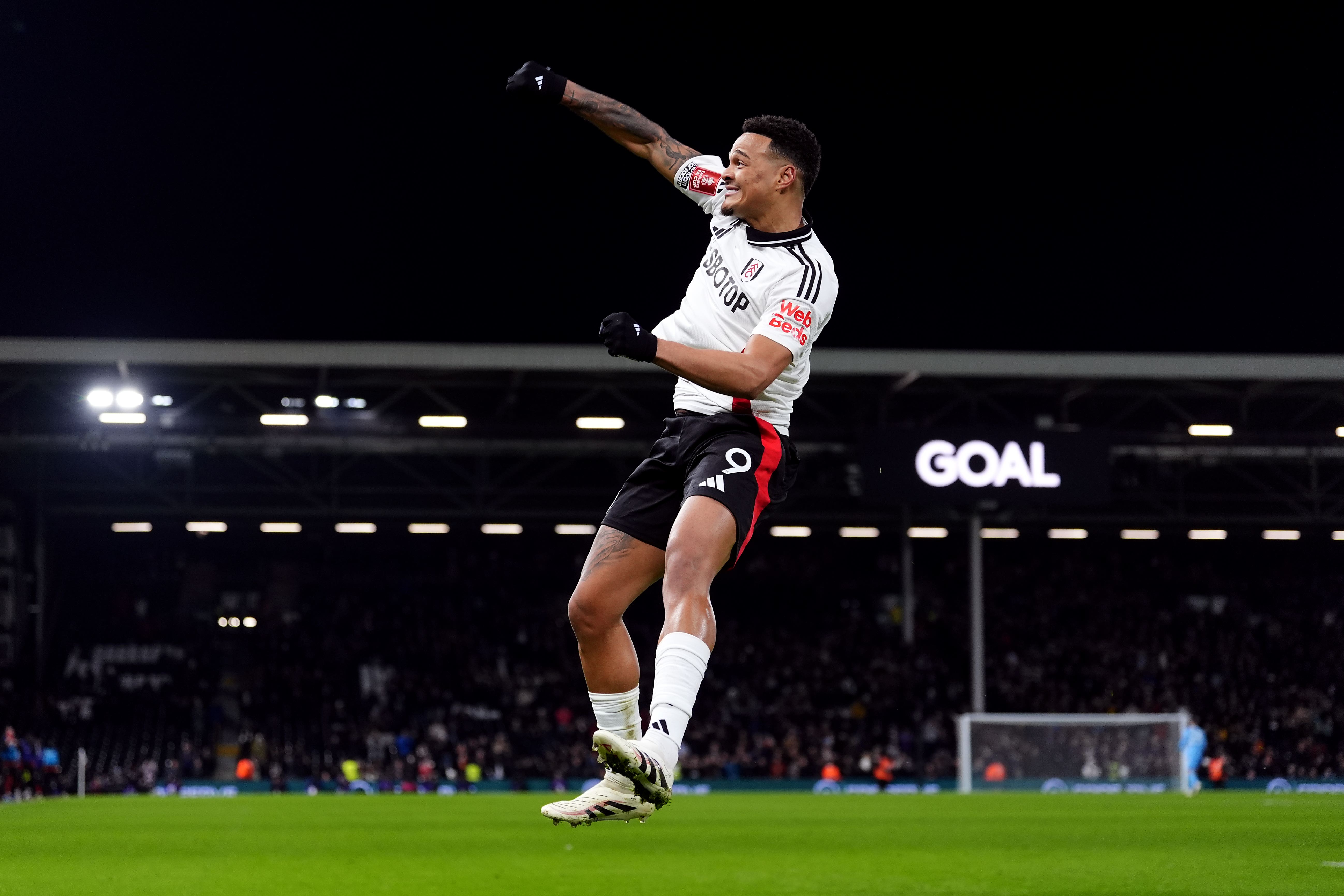 Fulham ease into FA Cup fourth round with home win over Watford