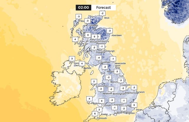 <p>Temperatures across the UK will remain cold on Friday night, with the the mercury to fall as low as -20C </p>