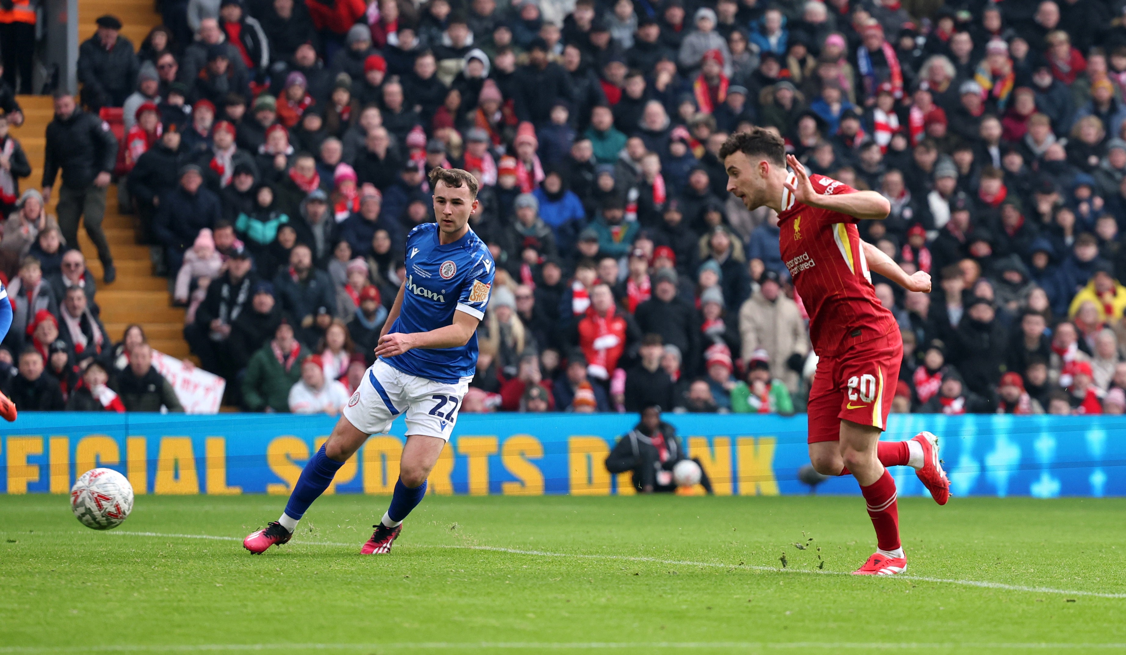 Diogo Jota ha concluso un brillante contropiede portando il Liverpool in vantaggio