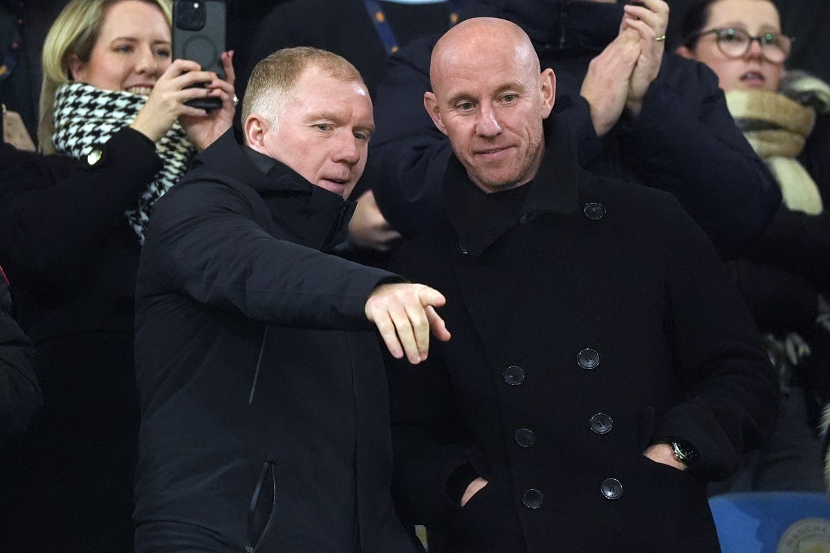 Premier League preview: Paul Scholes row, shock transfer talks and injury news