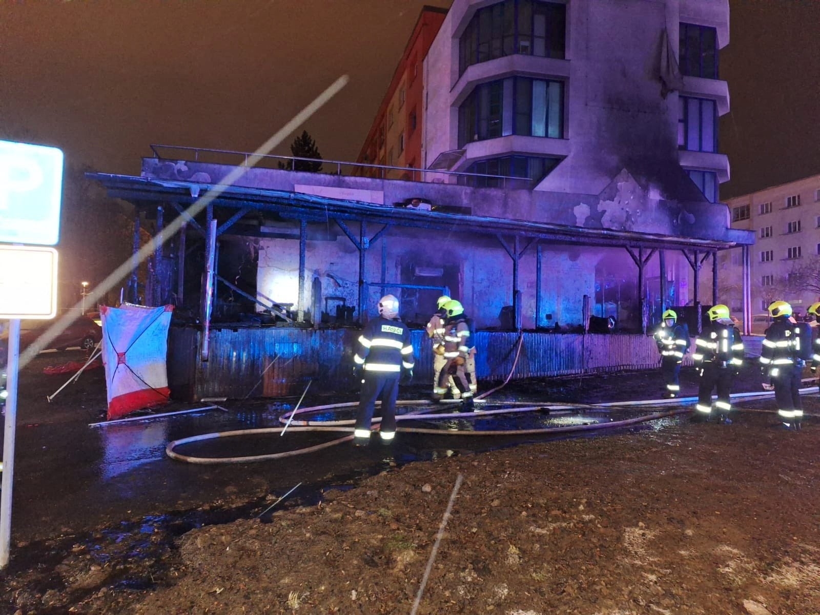 Czech restaurant explosion leaves at least six dead