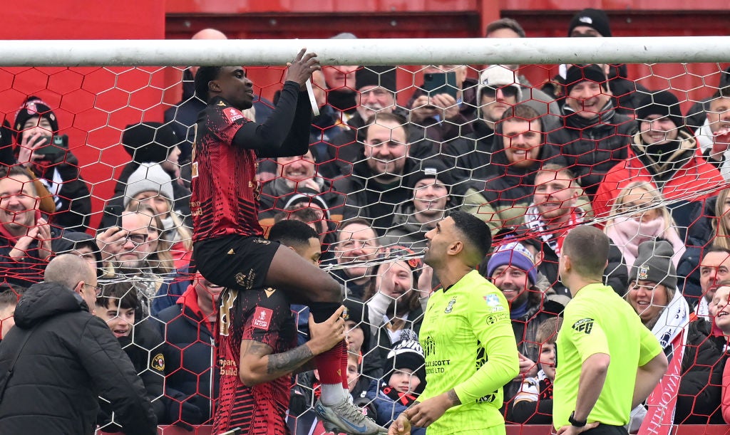 Kick-off was delayed by five minutes for a classic ‘Sunday league’ scene